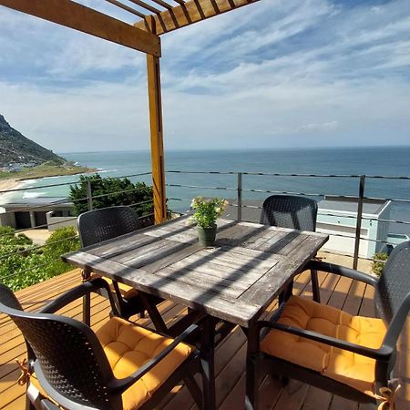 A Relaxing Getaway With Ocean Views Apartment Cape Town Bagian luar foto